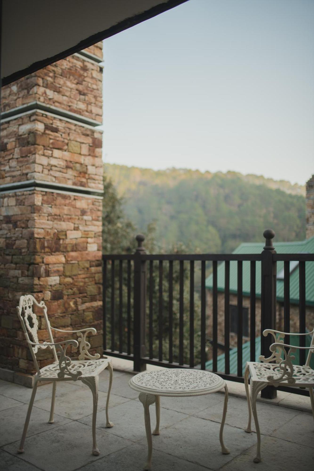 Brij Atmanya Bhowali, Nainital, A Luxury Mountain Escape Exterior foto